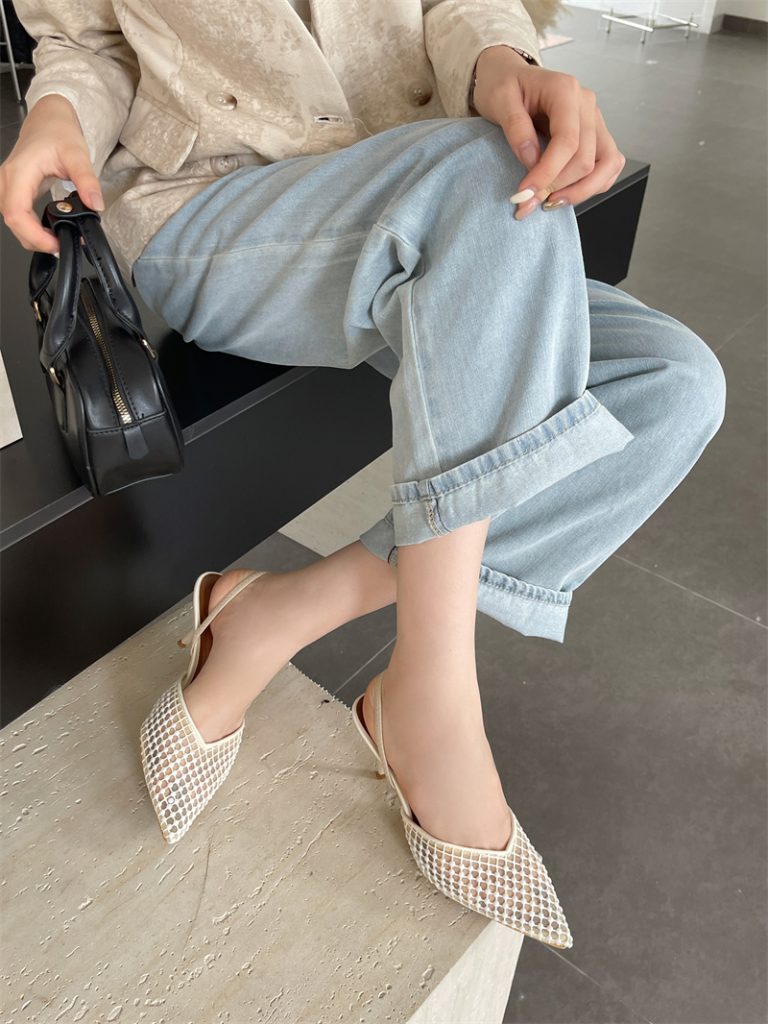 2025 New Fashion Pointed Toe Strap High Heel Sandals for Women